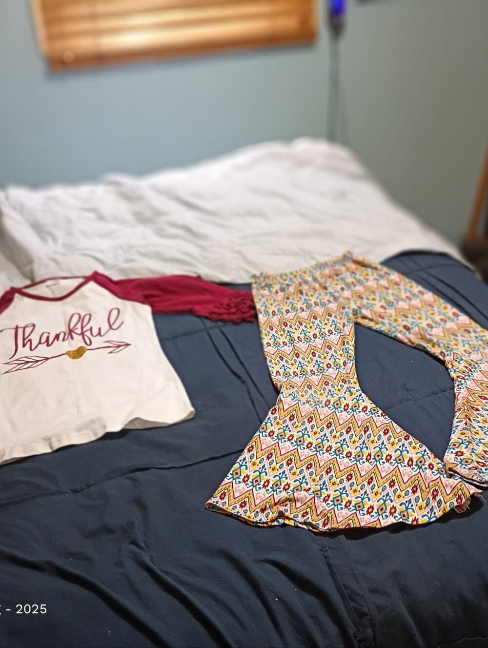 Kids 'Thankful' Raglan Tee with Burgundy Sleeves And Matching Ruffle Pants